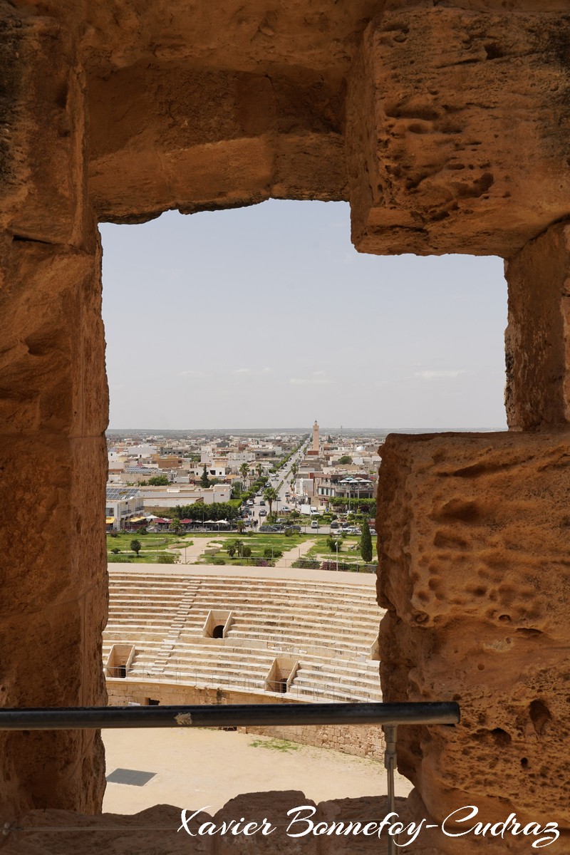 El Jem - Amphitheatre
Mots-clés: Al Mahdīyah El Jem geo:lat=35.29606534 geo:lon=10.70716113 geotagged TUN Tunisie Mahdia Amphitheatre Ruines Ruines romaines patrimoine unesco