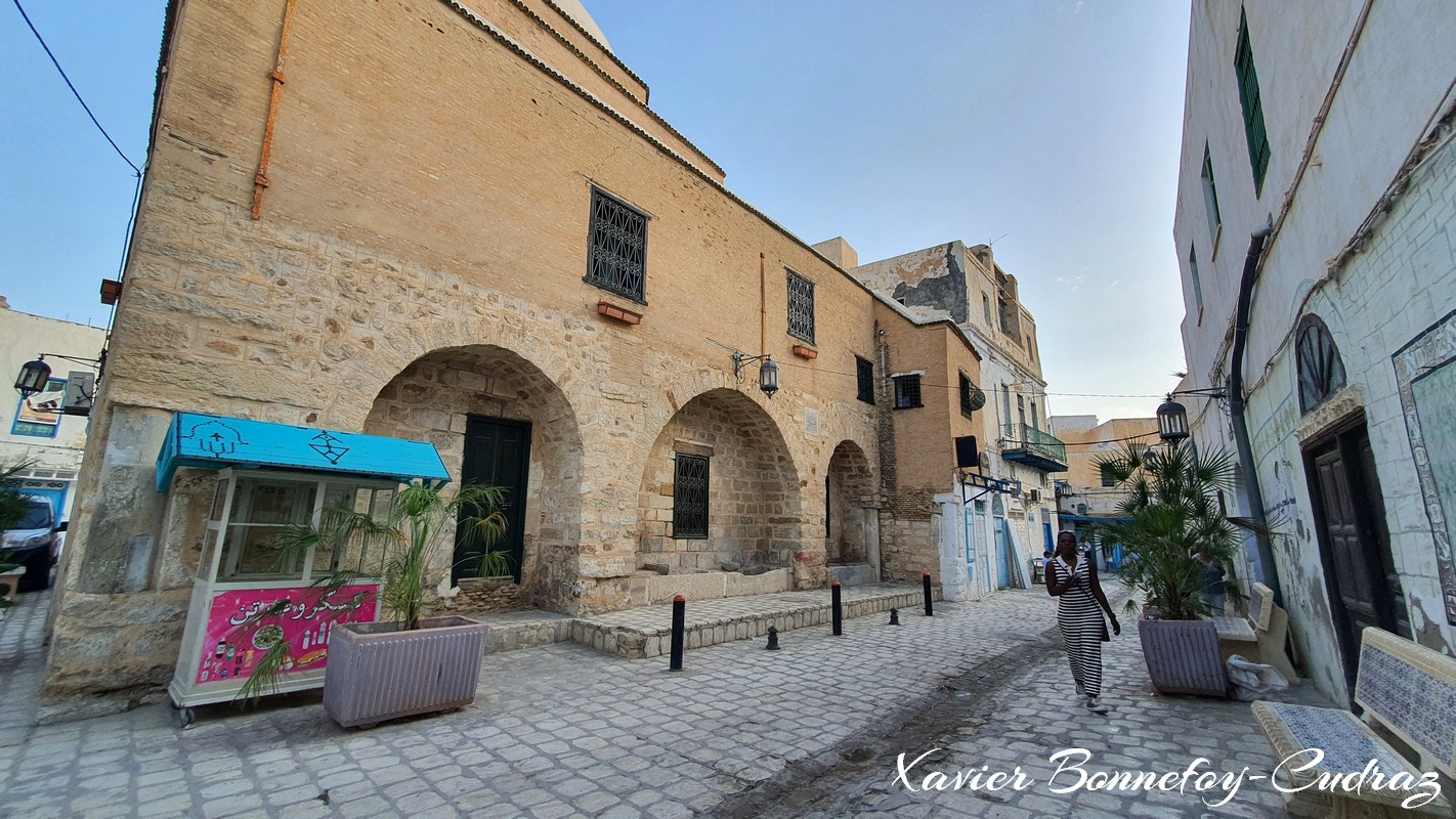 Kairouan - Medina - Bir Barrouta
Mots-clés: Al Qayrawān Barrouta geo:lat=35.67615243 geo:lon=10.10078207 geotagged TUN Tunisie Kairouan patrimoine unesco Medina Bir Barrouta