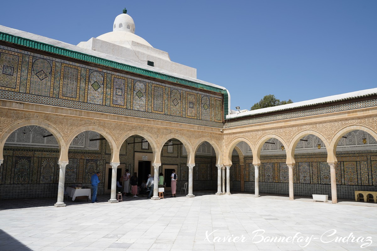 Kairouan - Mosquee du Barbier (mausolee de Sidi Sahbi)
Mots-clés: Al Qayrawān El Mourstane geo:lat=35.68210531 geo:lon=10.09009346 geotagged TUN Tunisie Kairouan patrimoine unesco Mosquee du Barbier Mausolee de Sidi Sahbi Mosque Religion