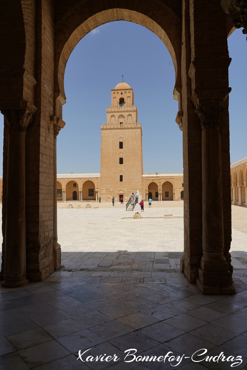 Kairouan - Medina - Mosquee Oqba Ibn Nafi
Mots-clés: Al Qayrawān geo:lat=35.68143646 geo:lon=10.10414019 geotagged Sidi Ben Slama TUN Tunisie Kairouan patrimoine unesco Medina Mosquee Oqba Ibn Nafi Mosque Religion Grand Mosque