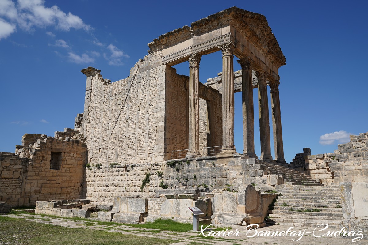 Dougga - Le Capitole et Forum
Mots-clés: Bājah Dougga geo:lat=36.42268964 geo:lon=9.21802819 geotagged TUN Tunisie Beja Thugga Ruines Ruines romaines patrimoine unesco Capitole Forum