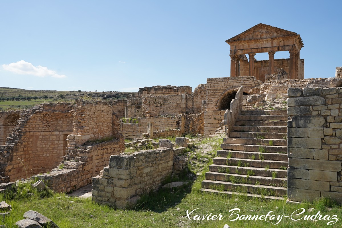 Dougga - Le Capitole et Temple de Tellus
Mots-clés: Bājah Dougga geo:lat=36.42237346 geo:lon=9.21821728 geotagged TUN Tunisie Beja Thugga Ruines Ruines romaines patrimoine unesco Capitole Temple de Tellus