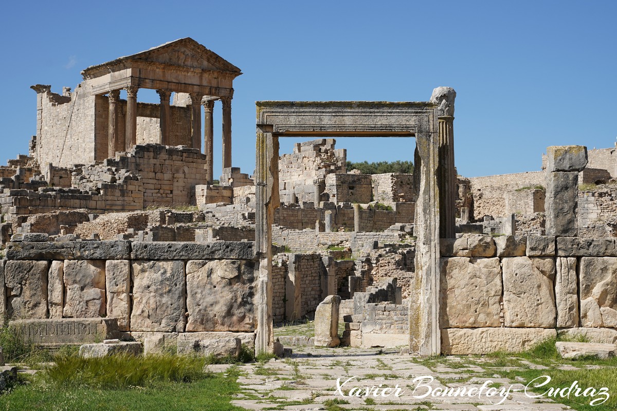 Dougga - Temple Dar el-Echab et Capitole
Mots-clés: Bājah Dougga geo:lat=36.42191159 geo:lon=9.21783507 geotagged TUN Tunisie Beja Thugga Ruines Ruines romaines patrimoine unesco Capitole Temple Dar el-Echab