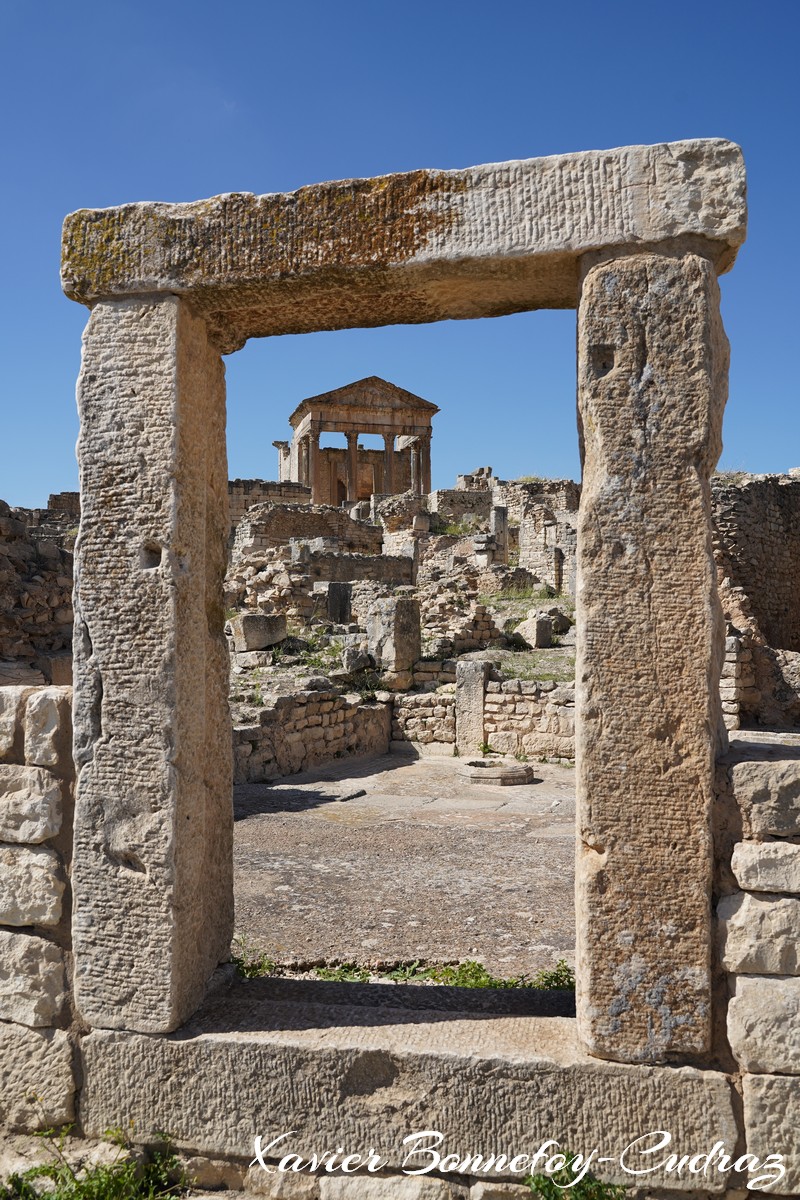 Dougga - Le Capitole
Mots-clés: Bājah Dougga geo:lat=36.42192238 geo:lon=9.21823539 geotagged TUN Tunisie Beja Thugga Ruines Ruines romaines patrimoine unesco Capitole