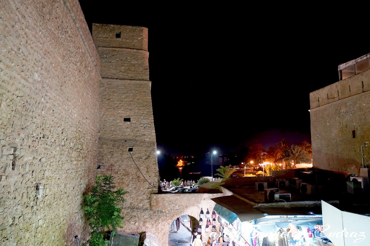 Hammamet by Night - Kasbah
Mots-clés: geo:lat=36.39466602 geo:lon=10.61263338 geotagged Hammamet Nābul TUN Tunisie Nabeul Nuit Kasbah Medina Fort