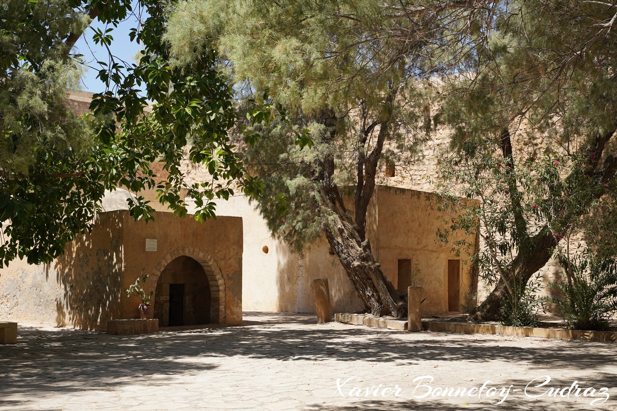 Hammamet - Kasbah - Mausolee de Sidi Bou-Ali Mohamed
Mots-clés: geo:lat=36.39457966 geo:lon=10.61246708 geotagged Hammamet Nābul TUN Tunisie Nabeul Kasbah Medina Fort Tombe Mausolee de Sidi Bou-Ali Mohamed