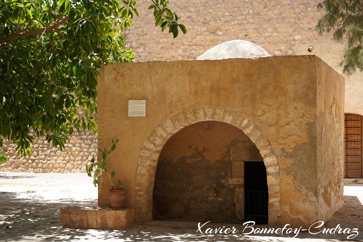 Hammamet - Kasbah - Mausolee de Sidi Bou-Ali Mohamed
Mots-clés: geo:lat=36.39464767 geo:lon=10.61237454 geotagged Hammamet Nābul TUN Tunisie Nabeul Kasbah Medina Fort Tombe Mausolee de Sidi Bou-Ali Mohamed