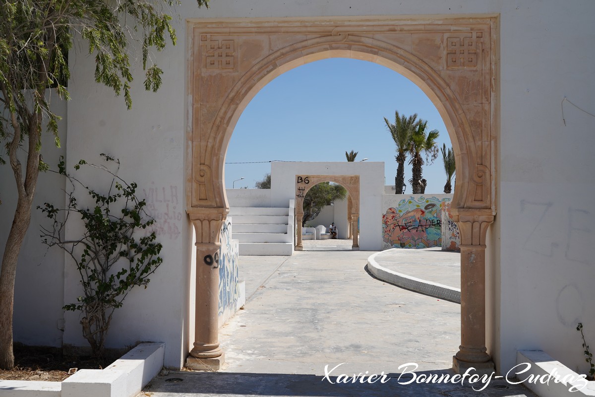 Hammamet - Promenade Echelma
Mots-clés: geo:lat=36.39268939 geo:lon=10.61331198 geotagged Hammamet Nābul TUN Tunisie Nabeul Promenade Echelma