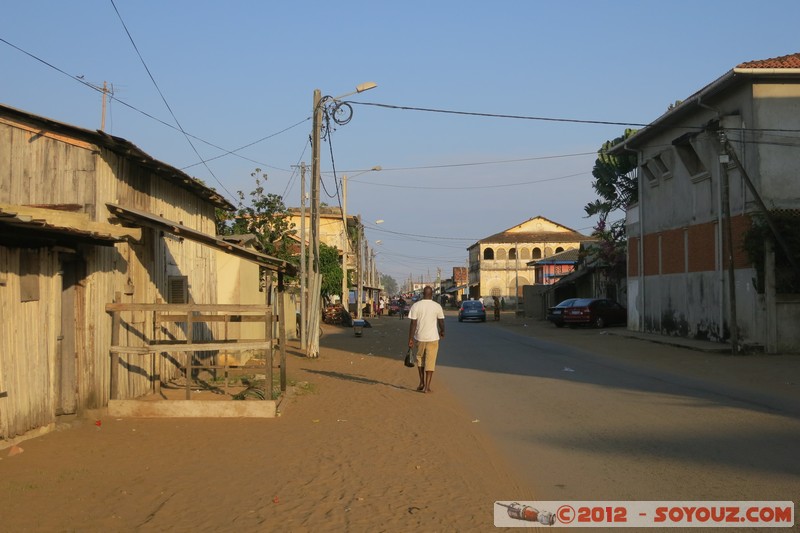 Grand-Bassam - Quartier historique
Mots-clés: CÃ´te d&#039;Ivoire geo:lat=5.19599463 geo:lon=-3.72930050 geotagged patrimoine unesco sunset Grand Bassam
