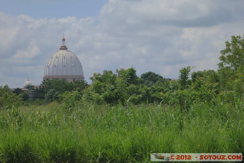 Yamoussoukro - Basilique de Notre Dame de la Paix
Mots-clés: Basilique de Notre Dame de la Paix Eglise