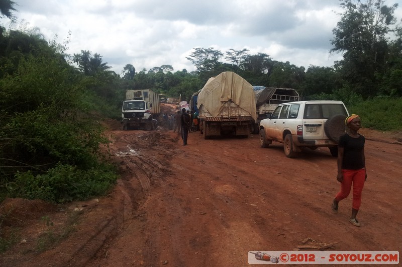 Road from Zwedru - Mud spot
