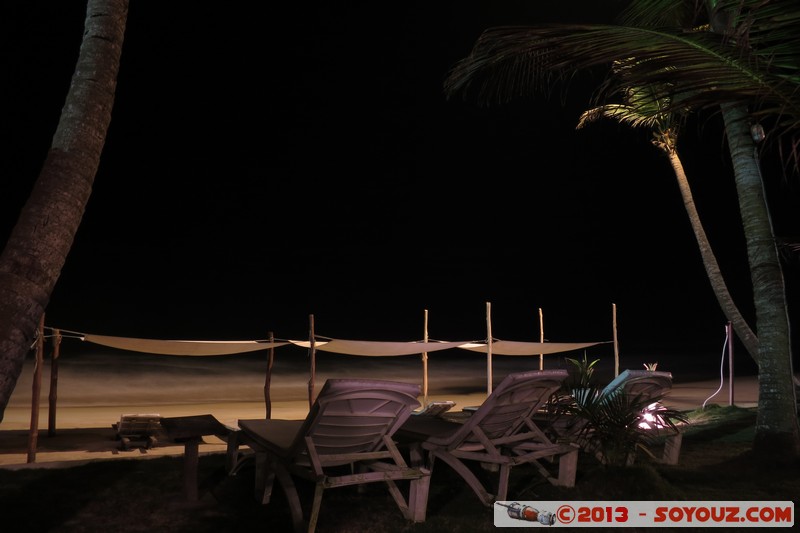 Assinie de Nuit - Hotel O Sole Mio
Mots-clés: CIV CÃ´te d&#039;Ivoire Sud-Como Nuit plage mer Palmier geo:lat=5.15823093 geo:lon=-3.46397638 geotagged