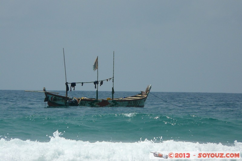 Assinie - Bateaux de peches
Mots-clés: bateau plage mer