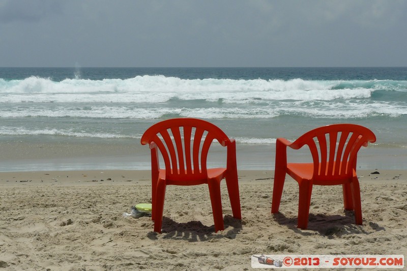 Assinie
Mots-clés: plage mer Art Insolite