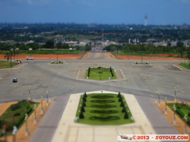 Yamoussoukro - Fondation Felix Houphouet-Boigny - Le parvis
La Fondation Felix Houphouet-Boigny pour la recherche de la Paix
Mots-clés: CIV CÃ´te d'Ivoire geo:lat=6.79732556 geo:lon=-5.26482571 geotagged Lacs Nzuessi Yamoussoukro Fondation Felix Houphouet-Boigny Art picture