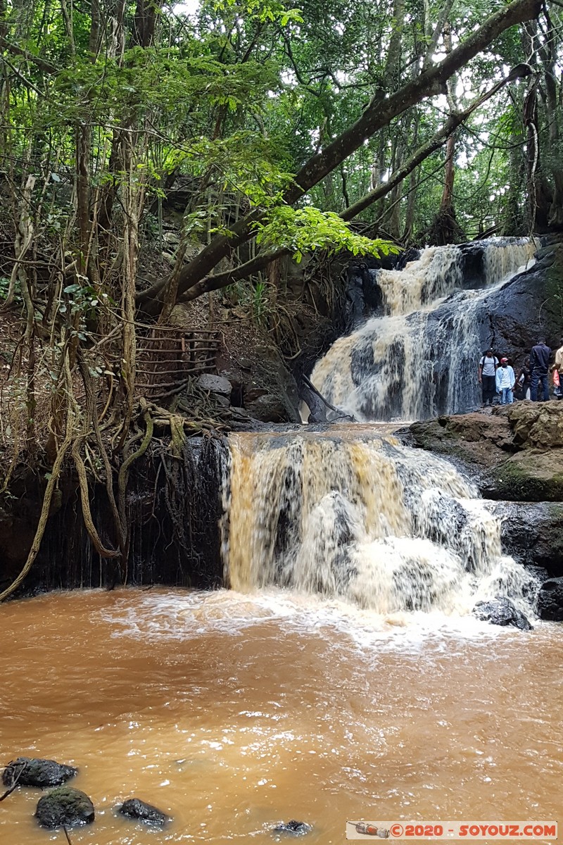Nairobi - Karura Forest Waterfall
Mots-clés: KEN Kenya Nairobi Area New Runda Nairobi Karura Forest cascade