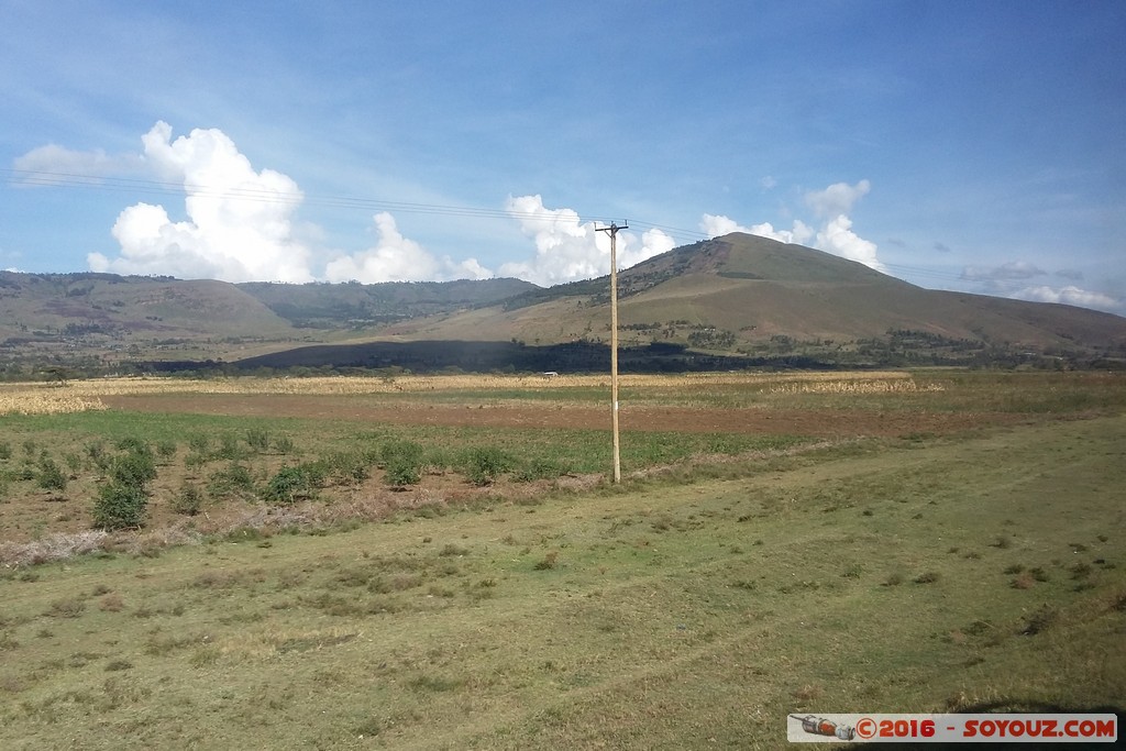 Nairobi - Nakuru highway (A104 road)
Mots-clés: Montagne