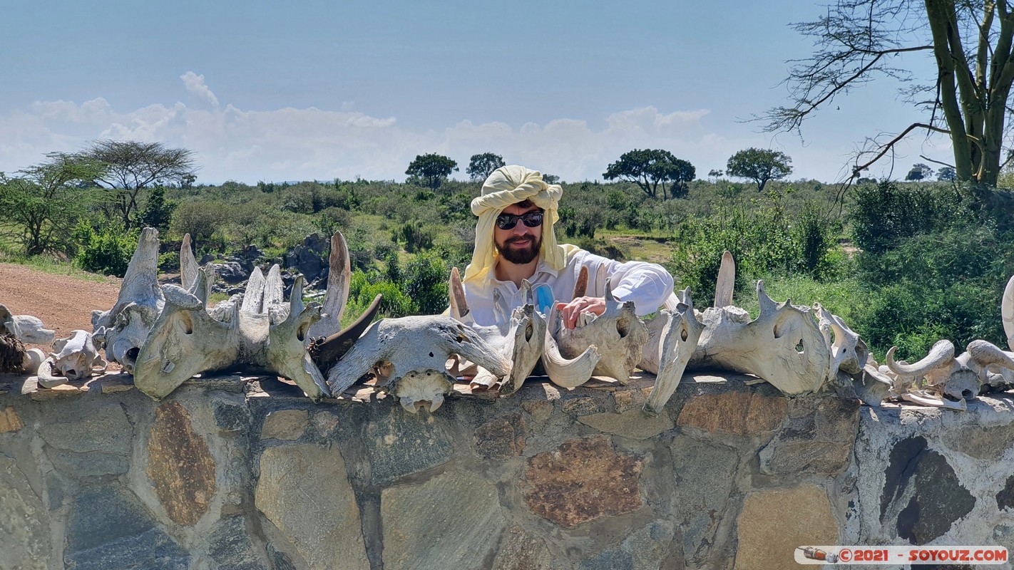 Masai Mara - Seb playing with skulls
