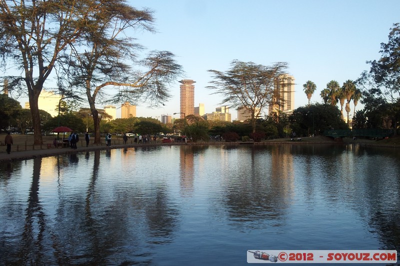 Nairobi - Uhuru Park
Mots-clés: geo:lat=-1.28932560 geo:lon=36.81649446 geotagged KEN Kenya Nairobi Uhuru Park Parc Lac sunset