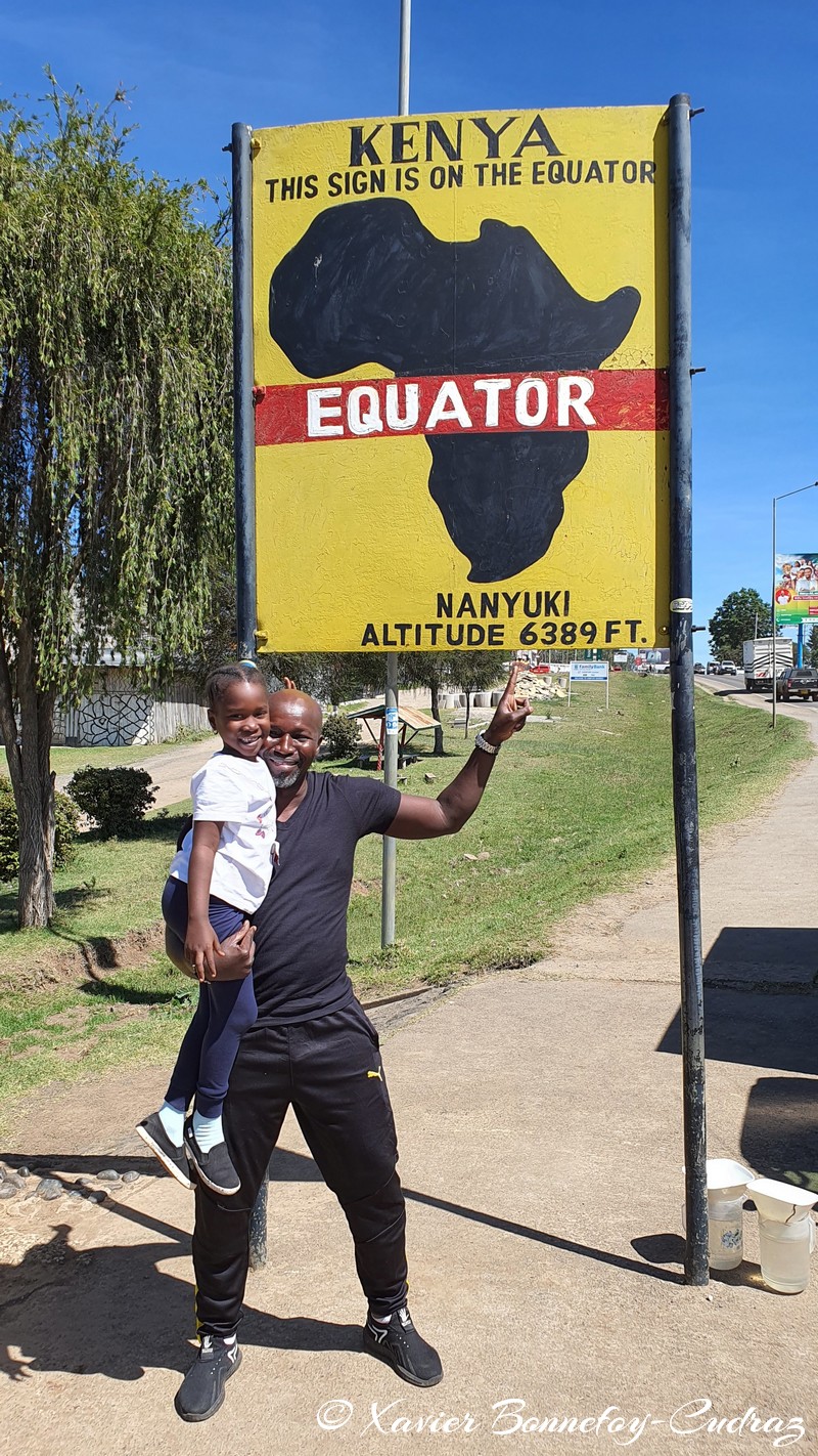 Nanyuki - On the Equator line
Mots-clés: geo:lat=-0.00029445 geo:lon=37.07027090 geotagged KEN Kenya Laikipia Nanyuki Equateur