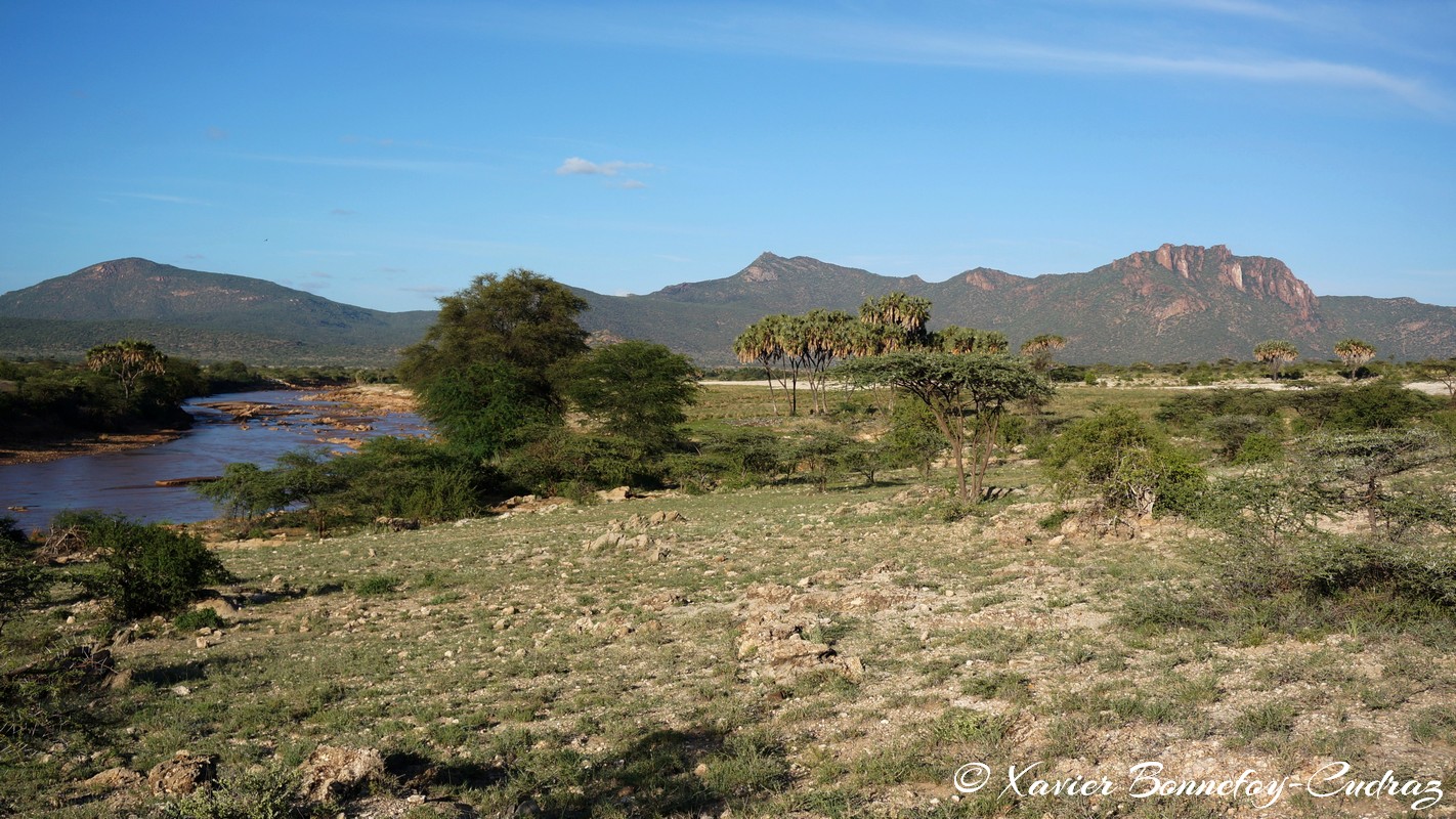 Shaba - Ewaso Ngiro river
Mots-clés: Archers Post geo:lat=0.65215500 geo:lon=37.72928700 geotagged KEN Kenya Samburu Isiolo Shaba National Reserve Ewaso Ngiro river Riviere Montagne