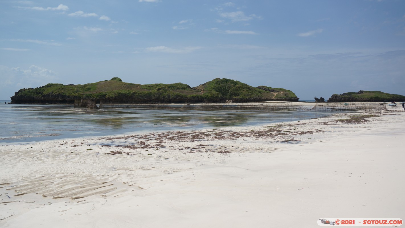 Watamu bay
Mots-clés: geo:lat=-3.34521285 geo:lon=40.03705636 geotagged KEN Kenya Kilifi Watamu plage Mer Watamu bay