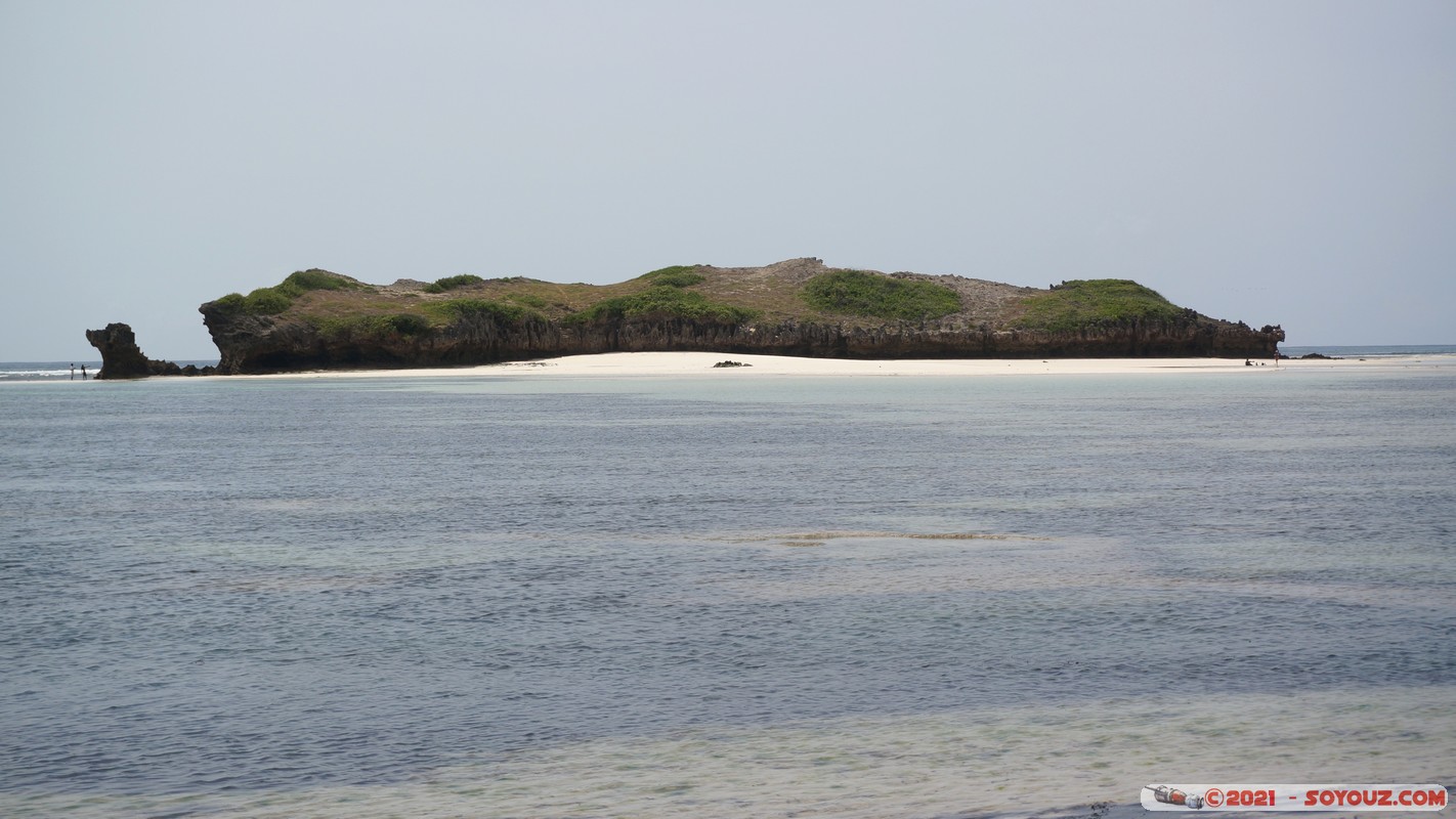 Watamu bay
Mots-clés: geo:lat=-3.34504953 geo:lon=40.03711095 geotagged KEN Kenya Kilifi Watamu plage Mer Watamu bay