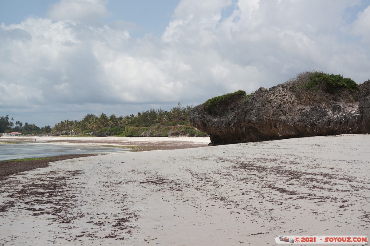 Watamu bay
Mots-clés: geo:lat=-3.34417662 geo:lon=40.03844669 geotagged KEN Kenya Kilifi Watamu plage Mer Watamu bay