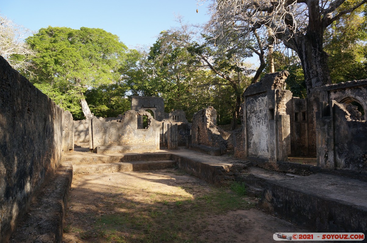 Watamu - Gede Ruins - Palace - Audience Court
Mots-clés: Gedi geo:lat=-3.30961666 geo:lon=40.01636053 geotagged KEN Kenya Kilifi Gede Ruins Ruines chateau Watamu