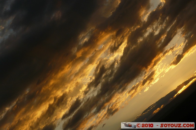 Lake Nakuru National Park - Sunset
Mots-clés: sunset Lumiere