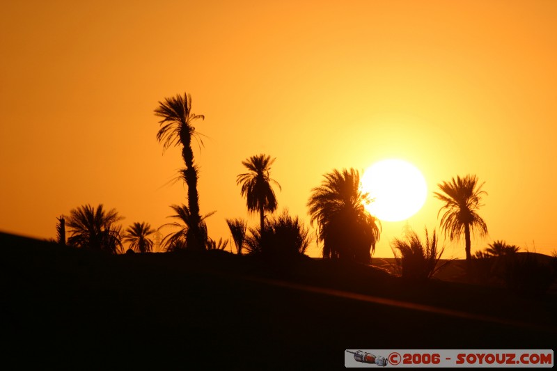 Mots-clés: Couch� de Soleil sunset desert sahara