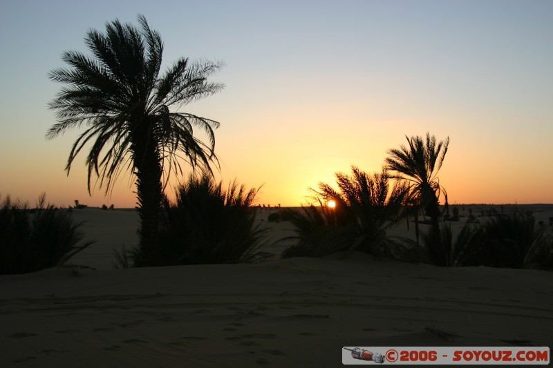 Mots-clés: Couch� de Soleil sunset desert sahara