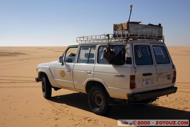 4x4
Mots-clés: voiture car desert