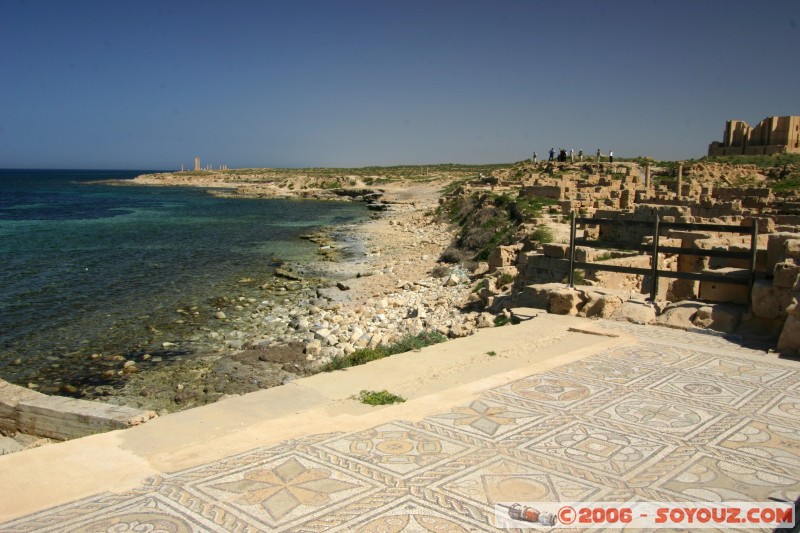 Vue sur le temple d'Isis
