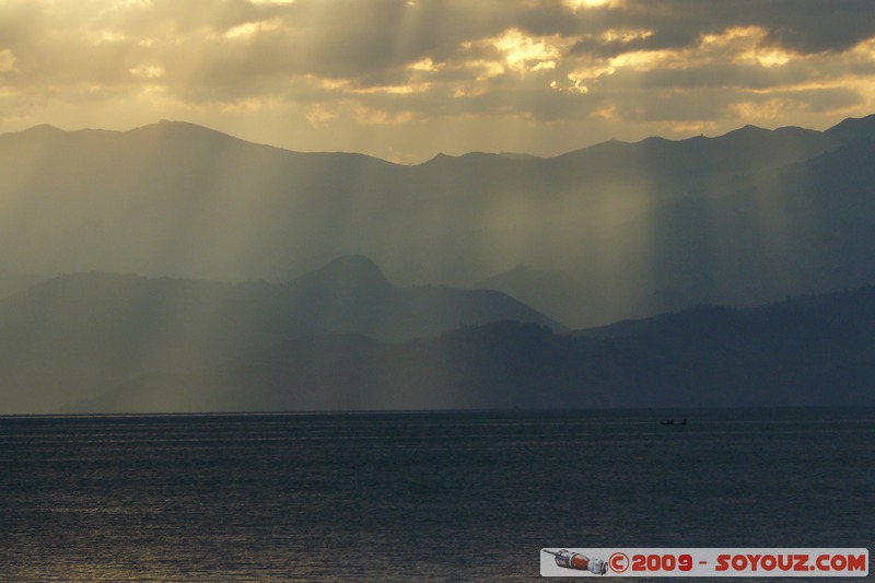 Goma - Coucher de Soleil sur le lac Kivu
Mots-clés: sunset Lac