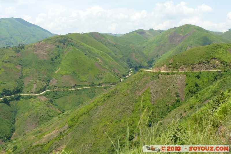 Route Bukavu/Uvira - Les escarpements
