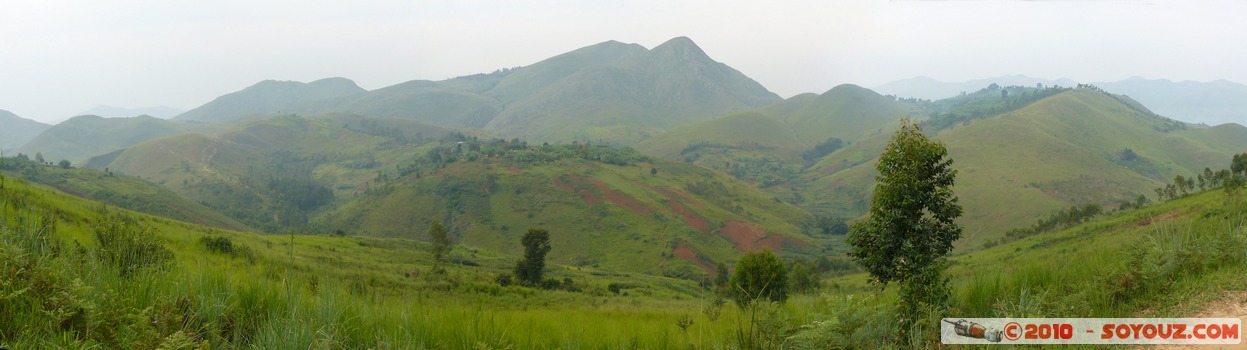Route Bukavu/Uvira - Les escarpements - panorama
Mots-clés: panorama