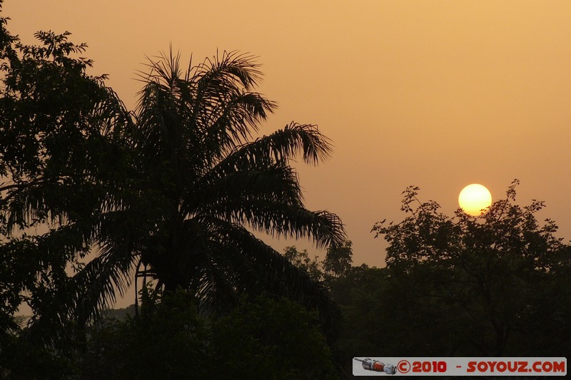 Coucher de Soleil sur Dungu
Mots-clés: sunset