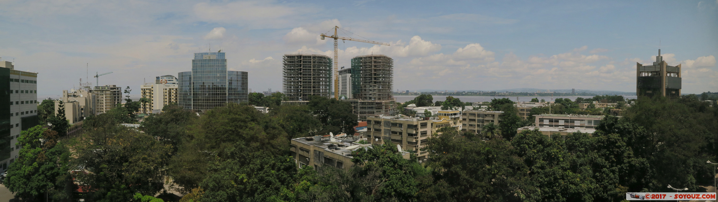 Brazzaville - GHS Hotel - Panorama sur la ville
Mots-clés: Brazzaville COG geo:lat=-4.27342881 geo:lon=15.28261542 geotagged République du Congo GHS Hotel panorama