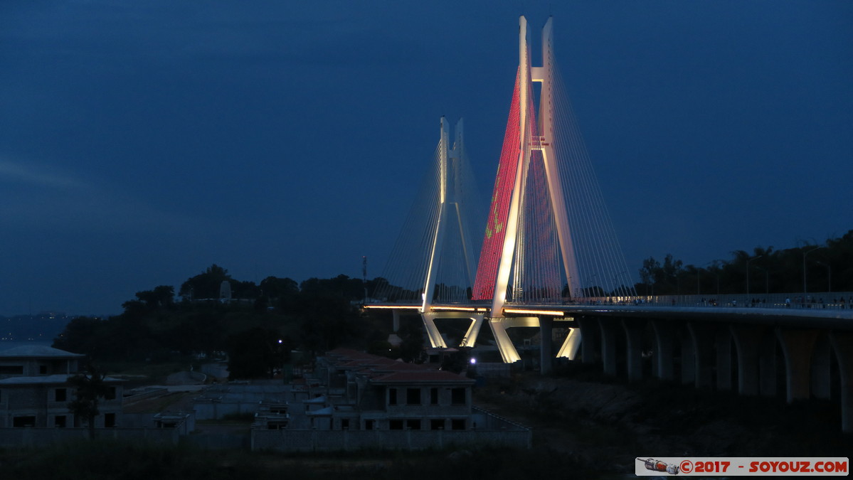 Brazzaville by night - Pont du 15 aout 1960
Mots-clés: Brazzaville COG geo:lat=-4.28263793 geo:lon=15.27165055 geotagged République du Congo Pont du 15 aout 1960 Pont Nuit Corniche