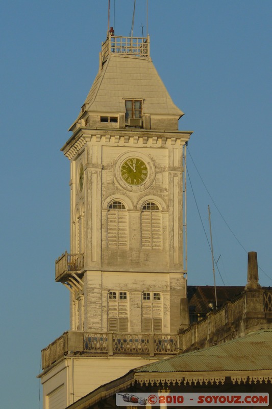 Zanzibar - Stone Town - Beit el-Ajaib (House of Wonders)
Mots-clés: patrimoine unesco Beit el-Ajaib sunset