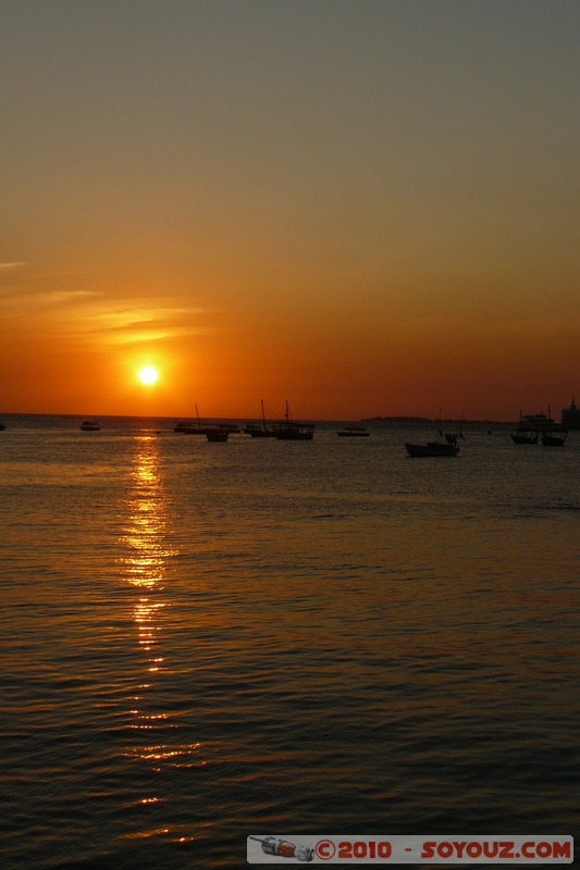 Zanzibar - Stone Town - Sunset
Mots-clés: bateau sunset