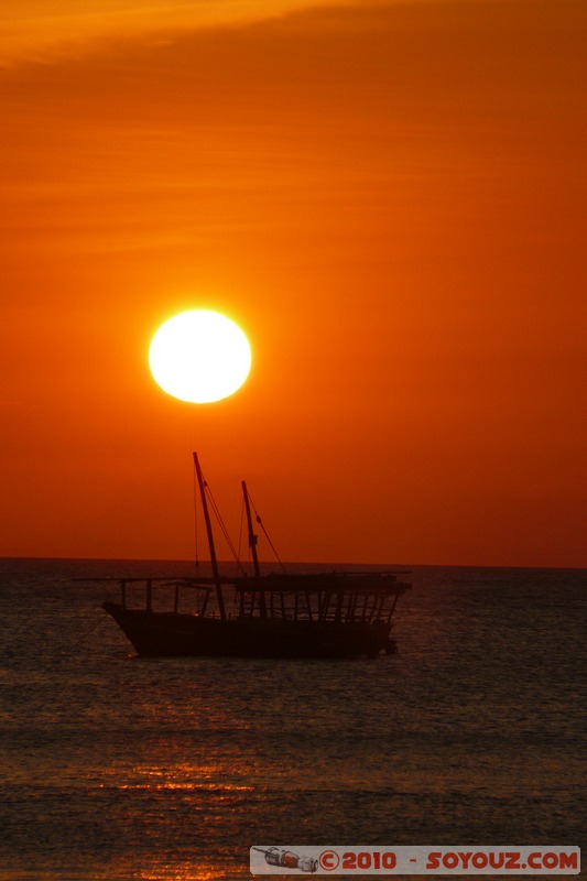 Zanzibar - Stone Town - Sunset
Mots-clés: bateau sunset