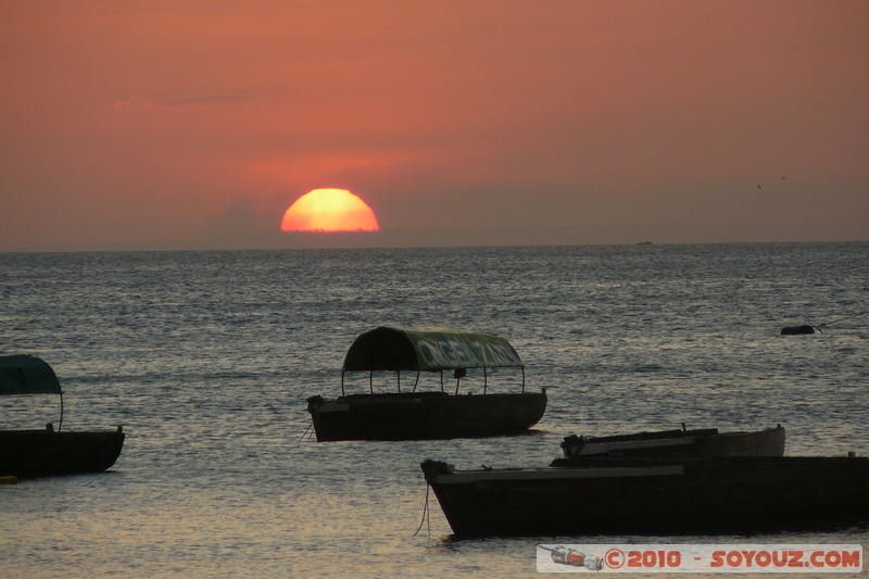 Zanzibar - Stone Town - Sunset
Mots-clés: bateau sunset