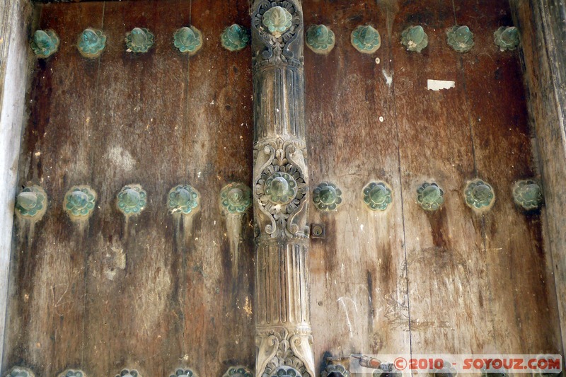 Zanzibar - Stone Town - Carved door
Mots-clés: patrimoine unesco sculpture