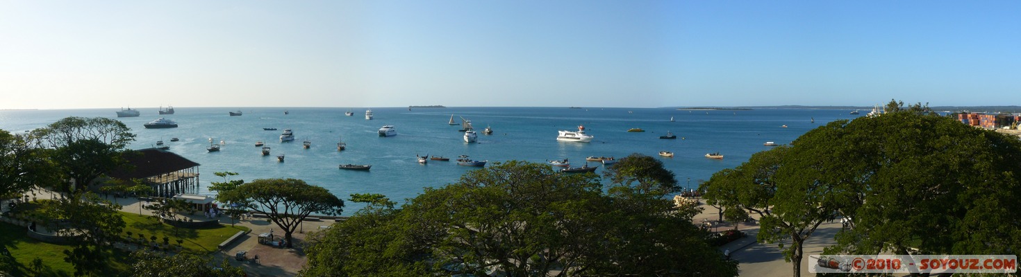 Zanzibar - Stone Town - Panorama from Beit el-Ajaib
Mots-clés: Beit el-Ajaib panorama bateau