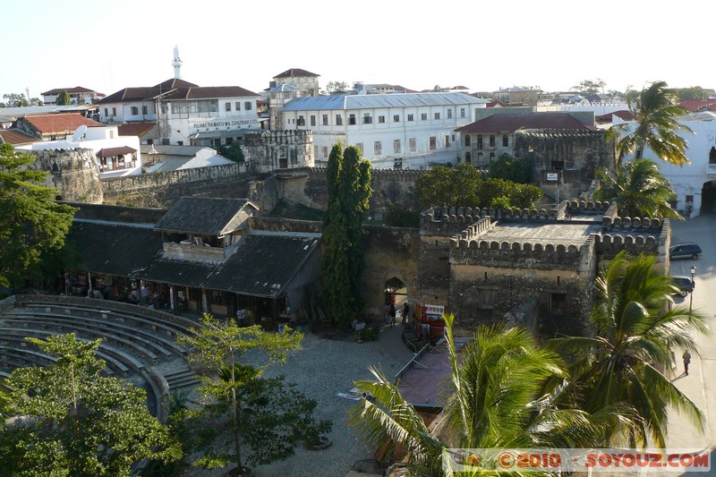 Zanzibar - Stone Town - Old Fort
Mots-clés: patrimoine unesco Beit el-Ajaib