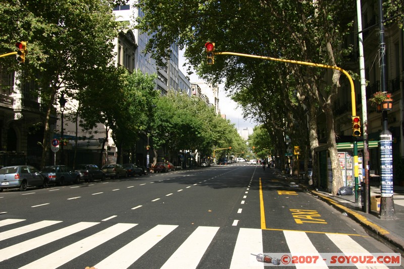 Buenos Aires - Monserrat - Av de Mayo
