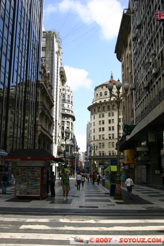 Buenos Aires - Monserrat - Av Florida
