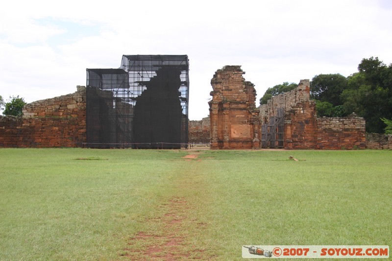 San Ignacio - Ruines Mission San Ignacio - Plaza
